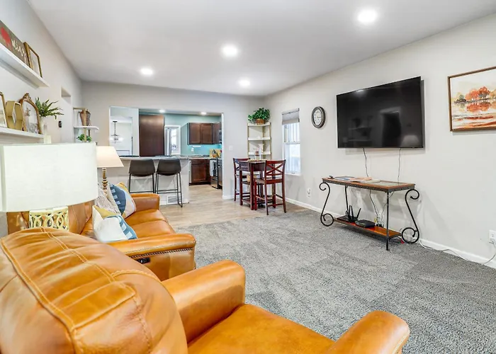 Vakantiehuis 1 Mi To Dtwn Casper: Homey Getaway W/ Yard! *