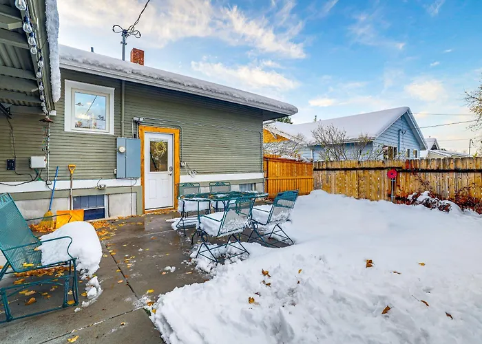 Vakantiehuis 1 Mi To Dtwn Casper: Homey Getaway W/ Yard! *